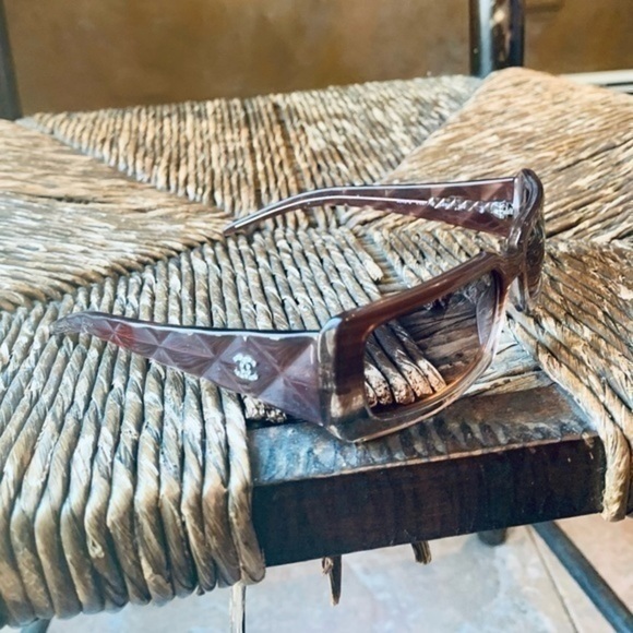 ✨CC Authentic CHANEL Ombré Taupe Sunglasses 😎 - Picture 6 of 12